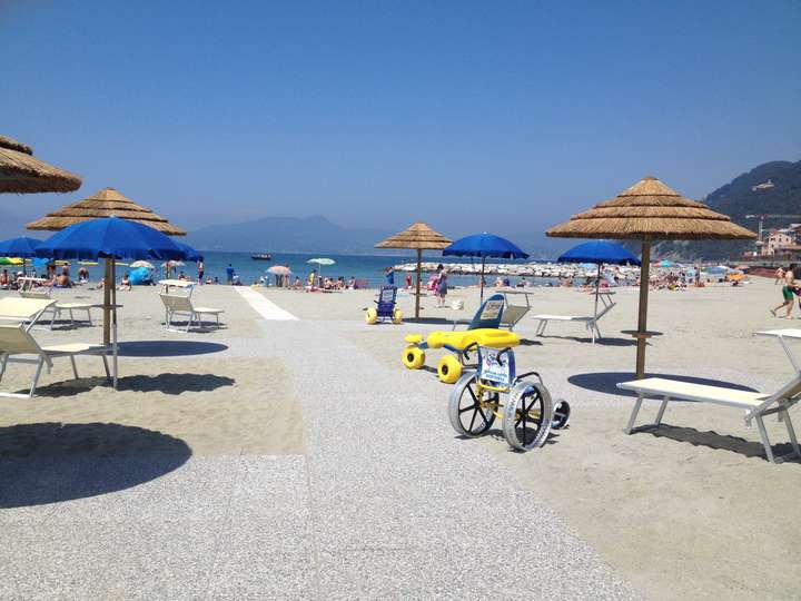 Spiaggia per tutti a Chiavari
